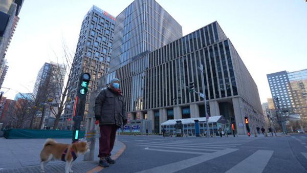 北京空气污染治理：从“雾霾灰”到“常态蓝”