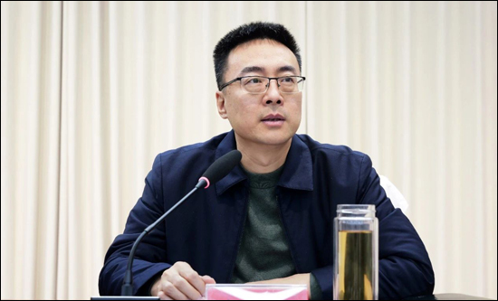 李明政主持召开大气污染防治工作会商调度会