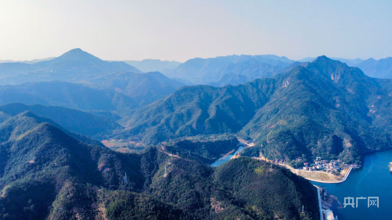 福建：加快建设美丽中国先行示范省 城市空气优良天数比例985%